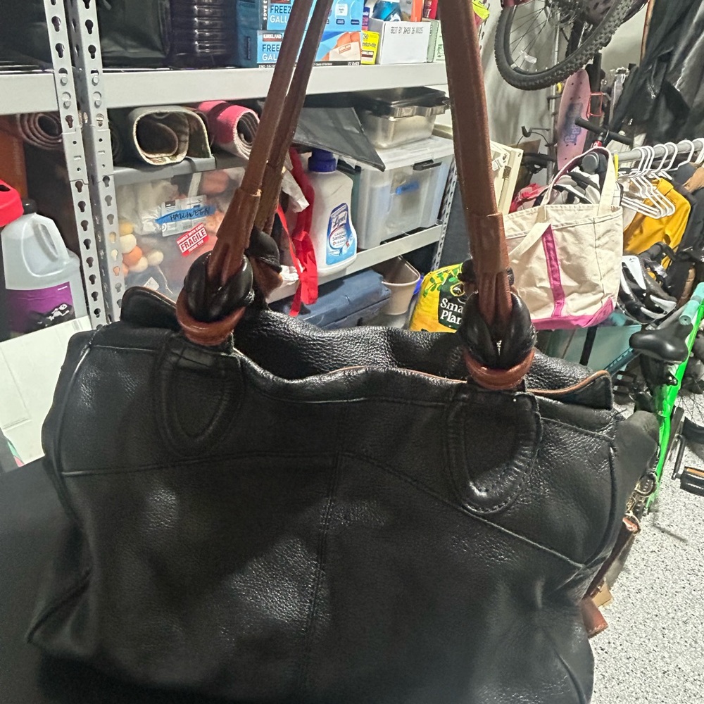 Elegant Black Leather Bag